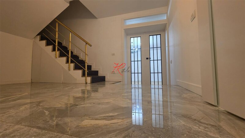 Vanzare apartament 2 camere in vila, Ferdinand
