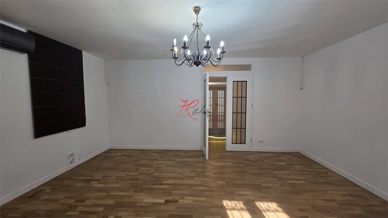 Vanzare apartament 2 camere in vila, Ferdinand