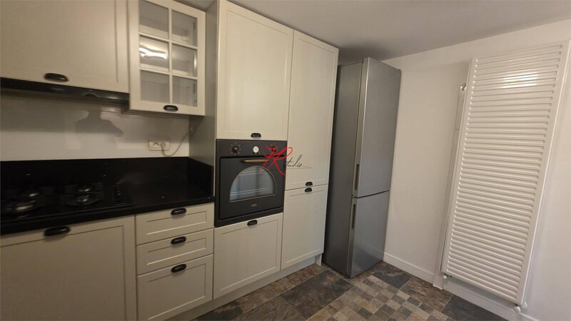 Vanzare apartament 2 camere in vila, Ferdinand