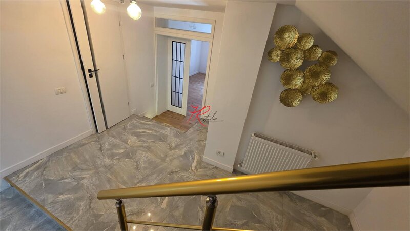 Vanzare apartament 2 camere in vila, Ferdinand